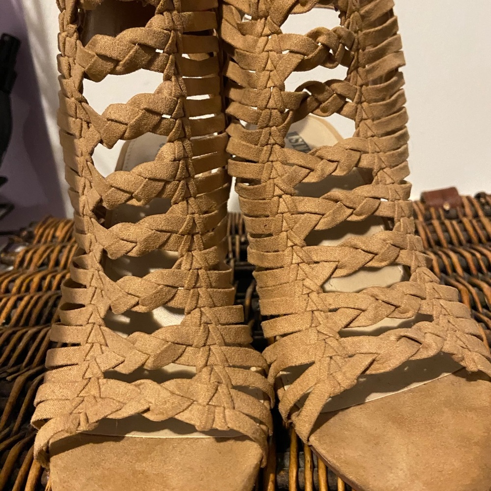 Summer heels - Picture 6 of 7